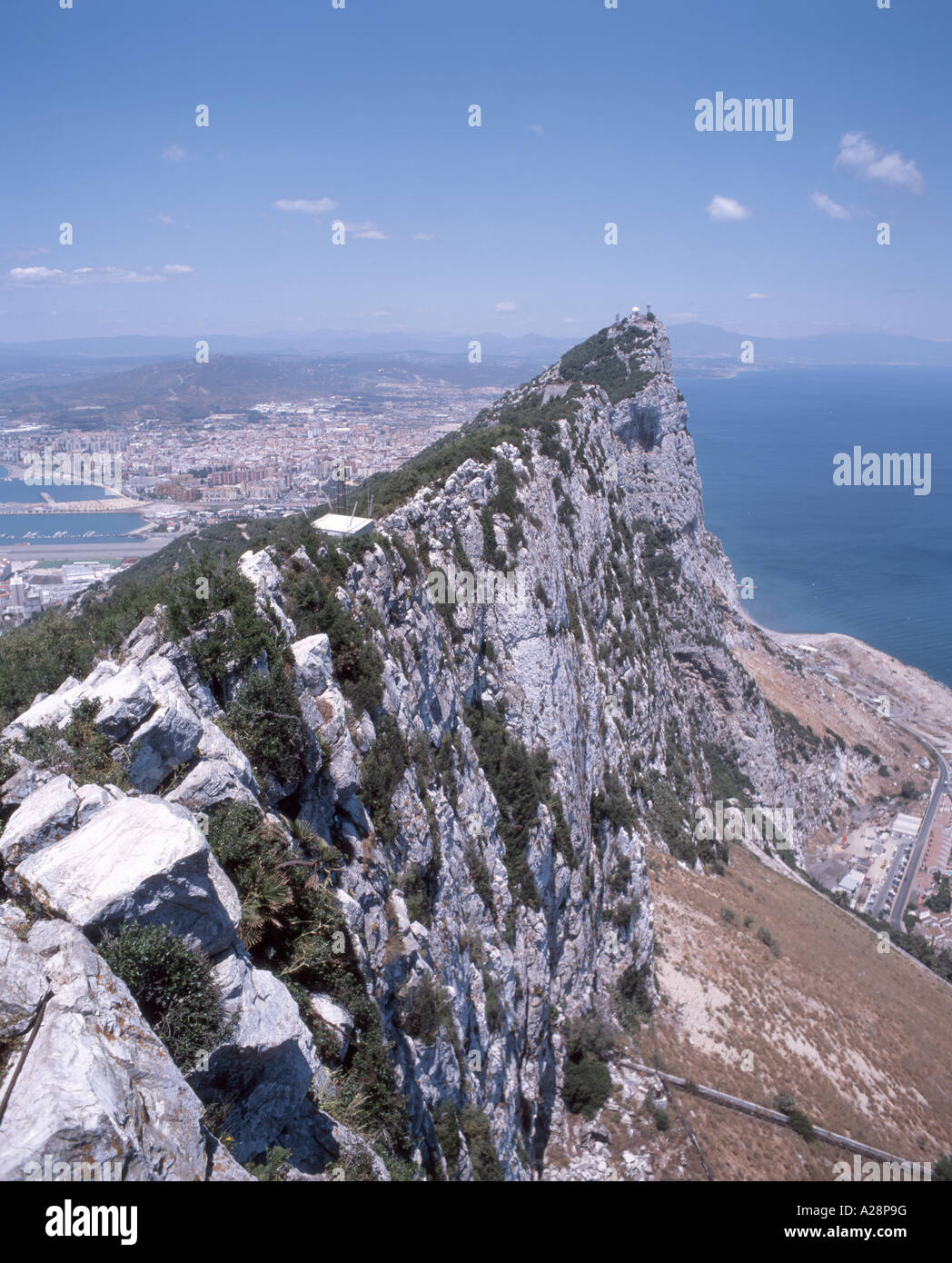 Felsen von Gibraltar und die spanische Festland von Lenea Rock Lookout, Gibraltar Stockfoto