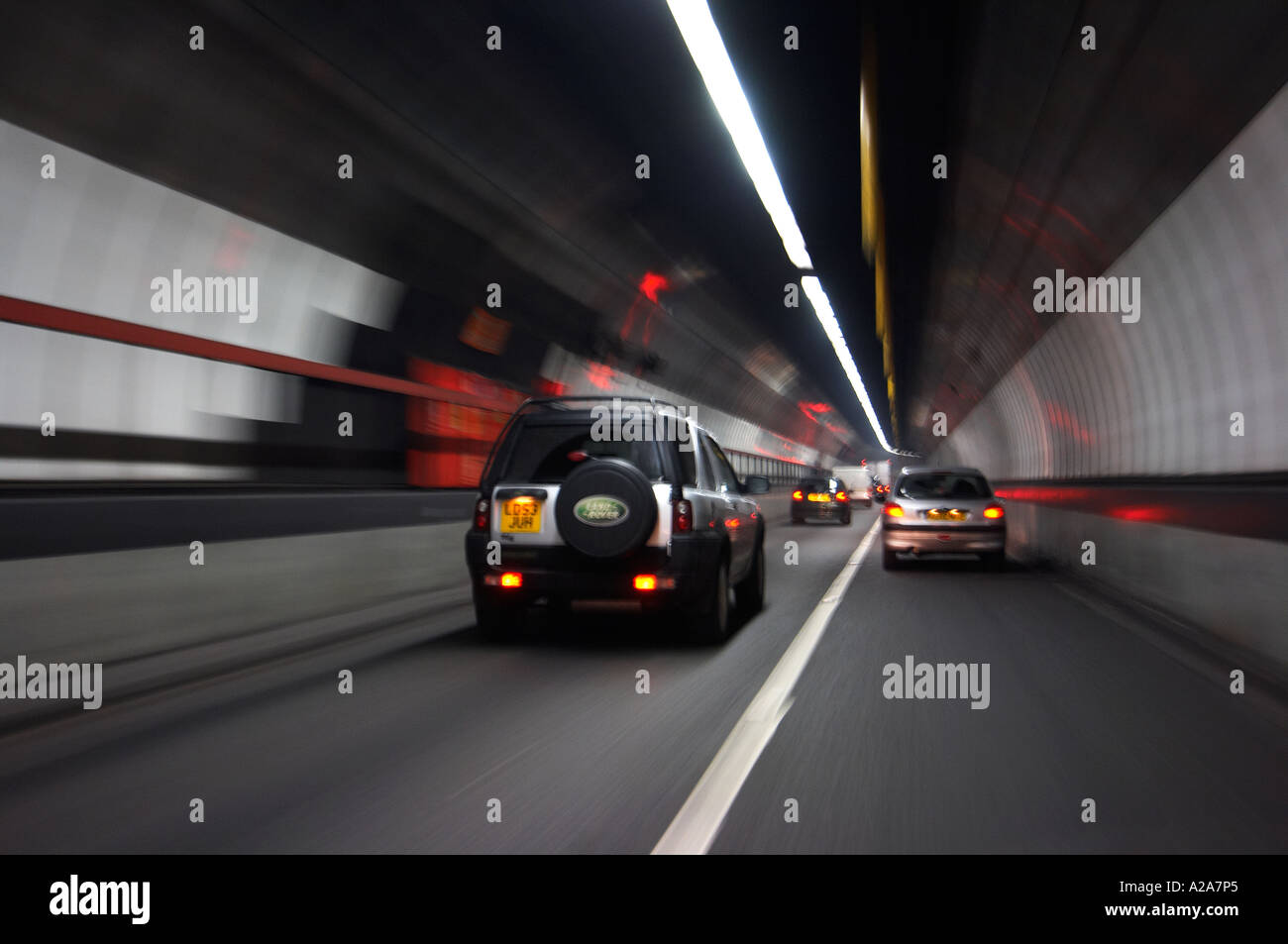 Verkehr bewegt durch den Blackwall Tunnel, london Stockfoto