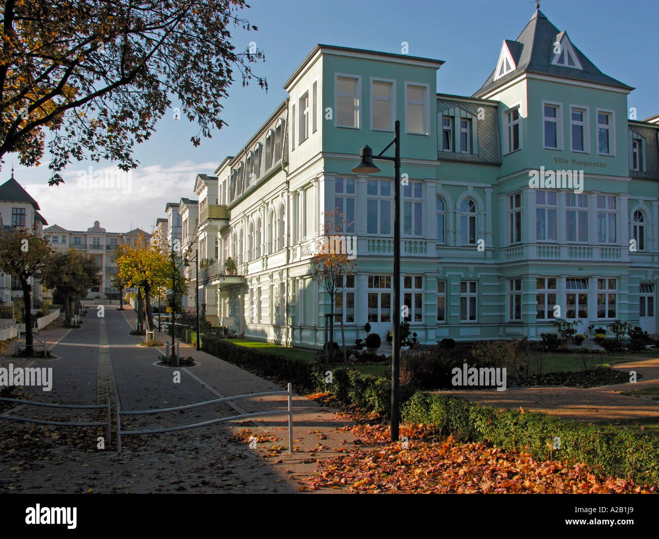 neuen und sanierten Villen und Wohnung Häuser in Ahlbeck Insel Usedom Stockfoto neuen und sanierten Villen und Wohnung Häuser in Ahlbeck Insel Usedom Stockfoto