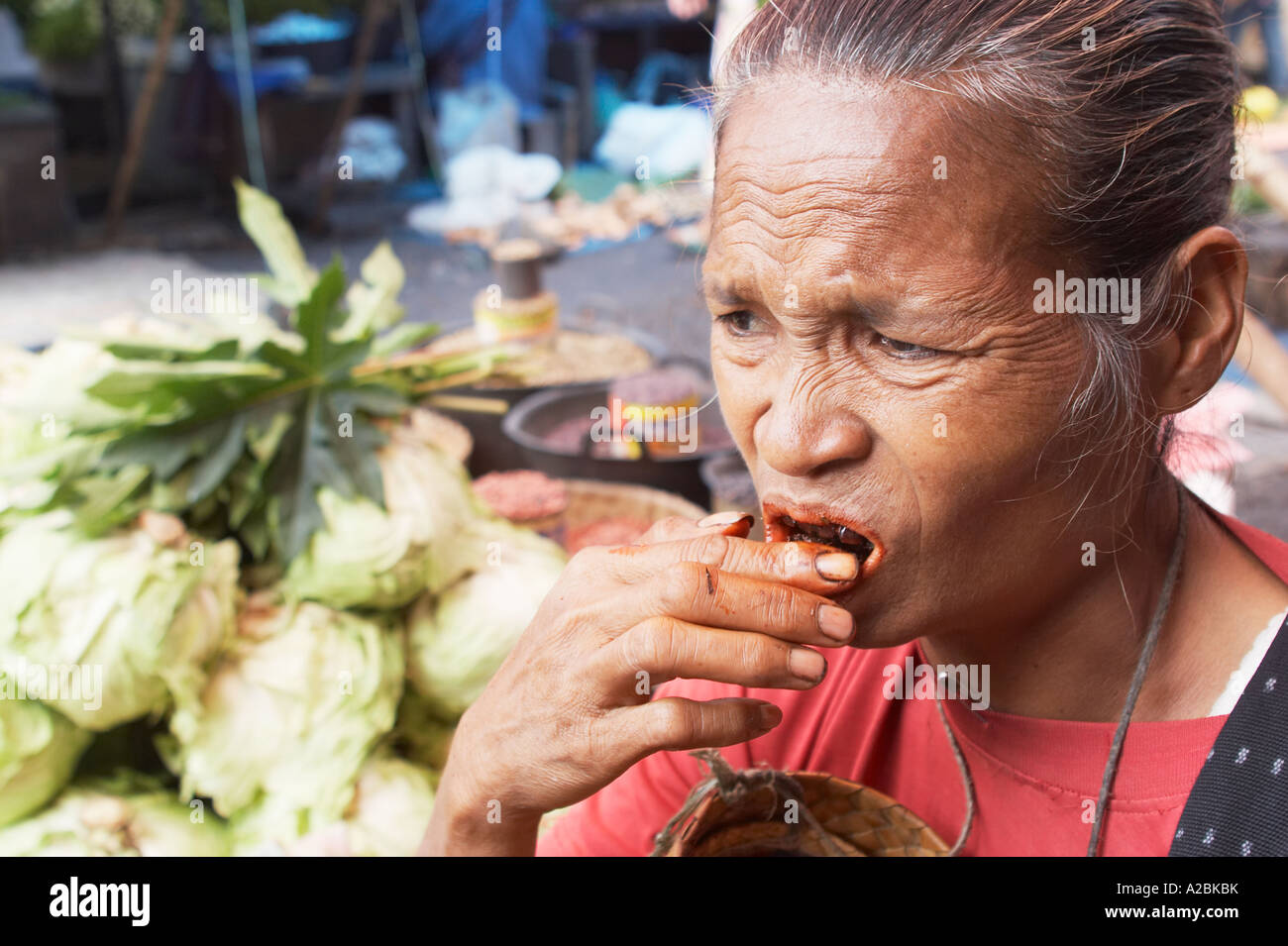 Betel gefärbte zähne -Fotos und -Bildmaterial in hoher Auflösung – Alamy