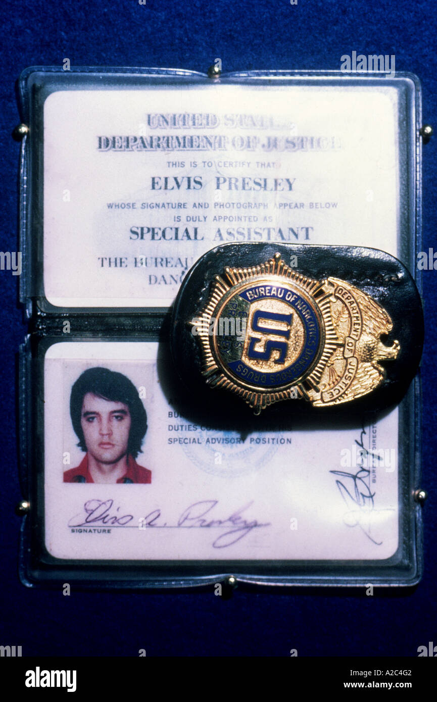 ELVIS PRESLEY seine Honorary Drug Agency-Abzeichen und ID Stockfoto