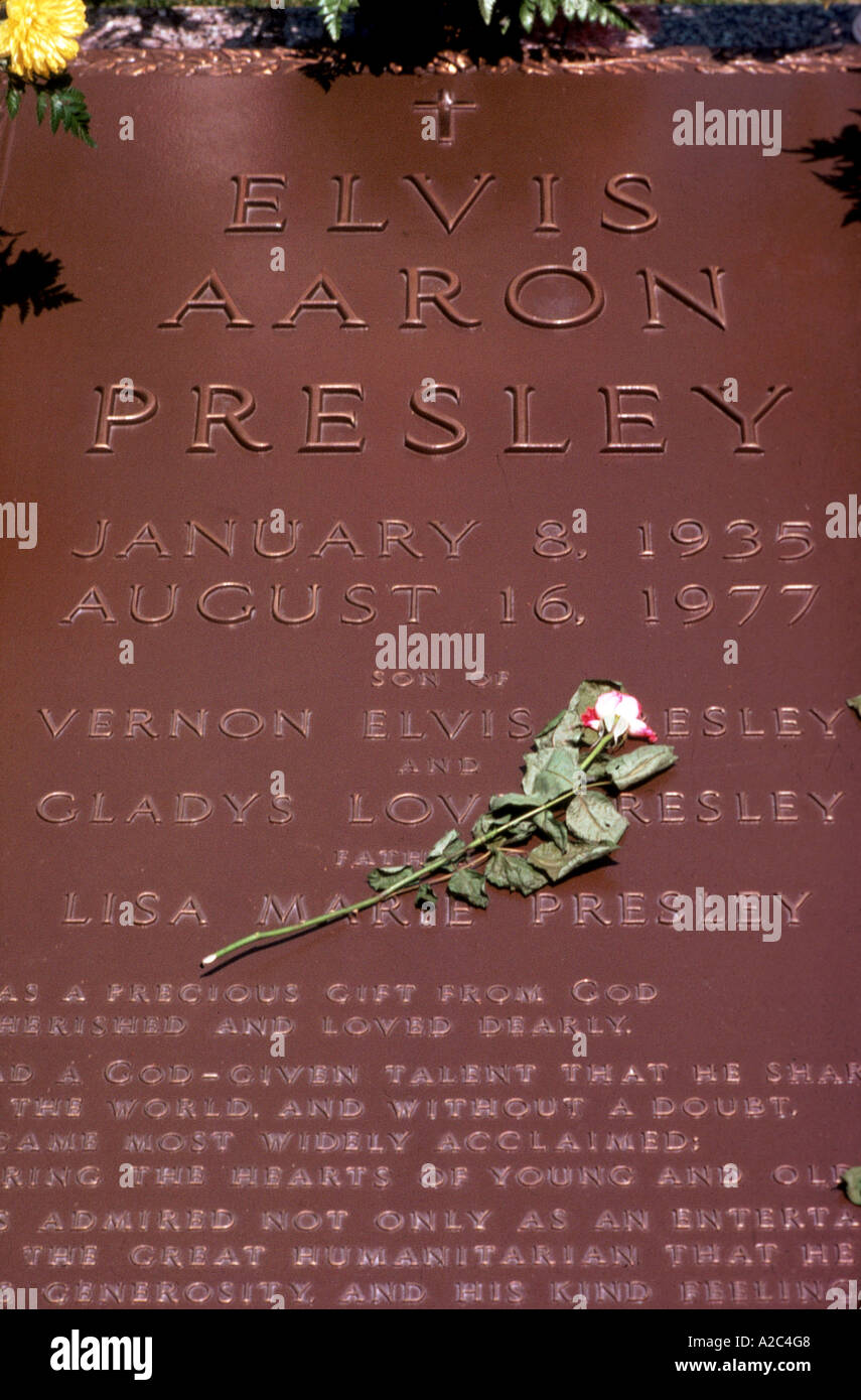Elvis das Grab auf dem Gelände des Gracelands Stockfoto