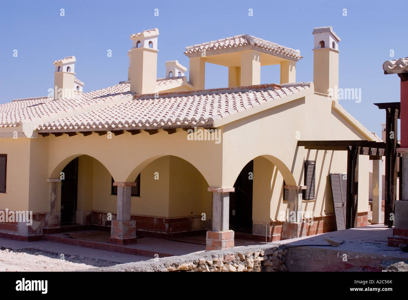 Eigenschaften auf der Hacienda del Alamo Immobilienentwicklung Fuente Alamo Murcia Spanien, die unter Beschuss geraten hat gebaut Stockfoto