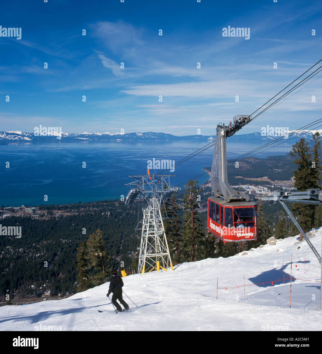 Pendelbahn im himmlischen Skigebiet, Lake Tahoe, Kalifornien/Nevada, USA Stockfoto