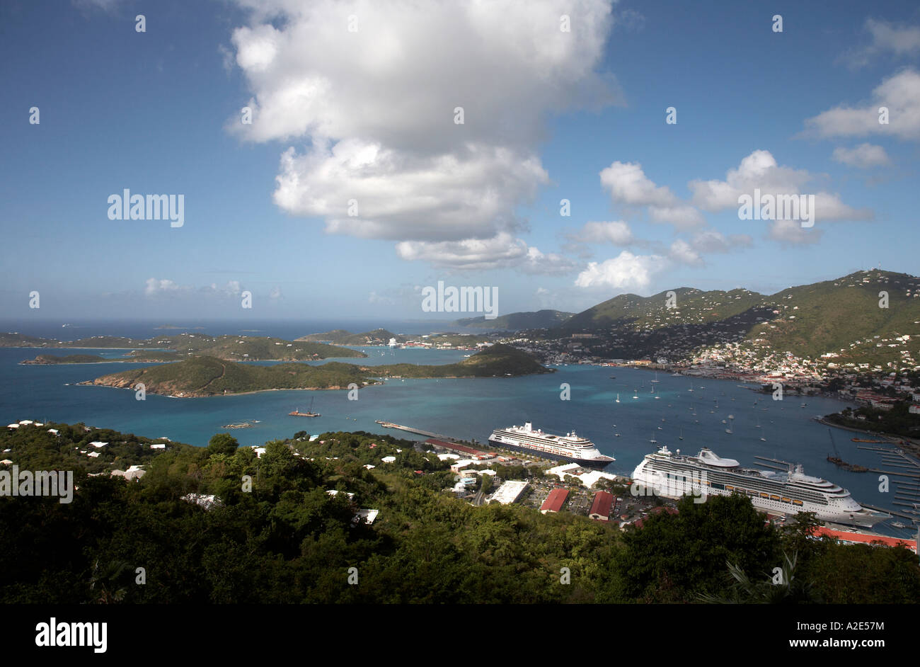 Blick auf Hafen, Charlotte Amalie von Paradise Point St Thomas amerikanische Jungferninseln Karibik Westindien Stockfoto