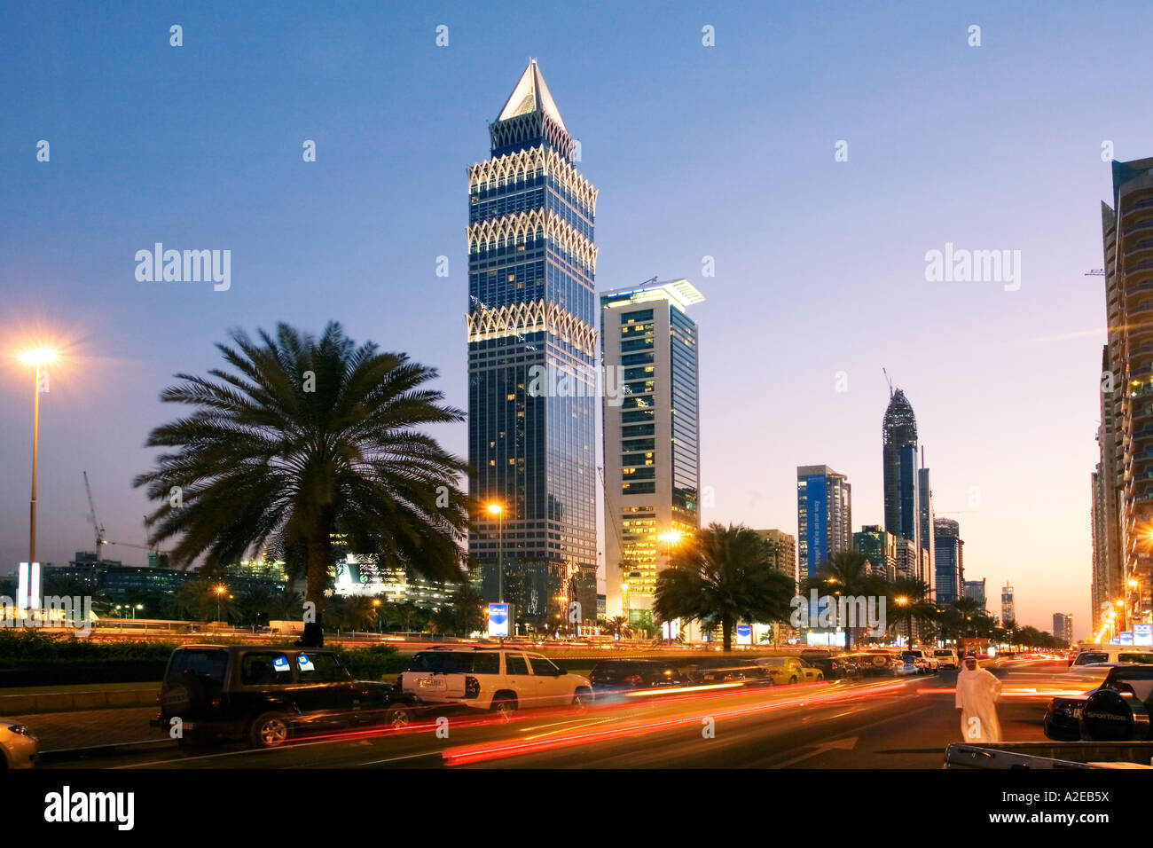 Wolkenkratzer-Skyline von Dubai Sheikh Zayed Road Stockfoto