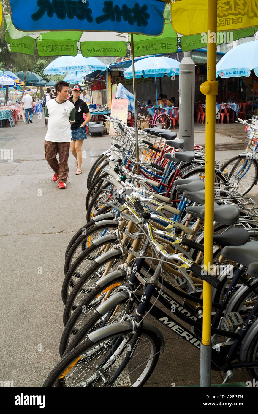 Dh Cheung Chau HONG KONG Fahrräder Insel Transport mieten Zyklus Stockfoto