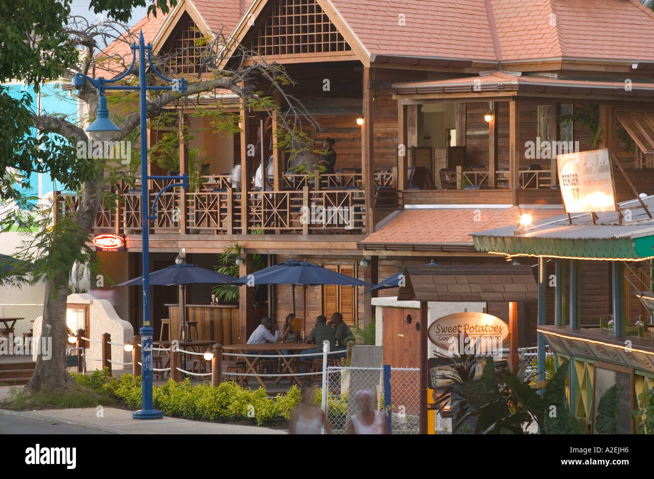 Barbados st lawrence gap restaurants Fotos und Bildmaterial in hoher