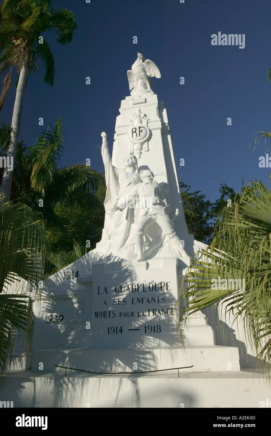 Französisch Westindien, Guadeloupe, Basse-Terre, WWI Denkmal (Champ d'Arbaud Park) Stockfoto