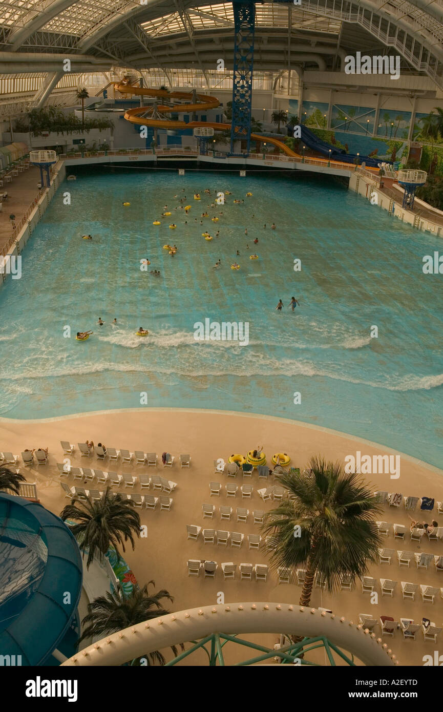 Edmonton Mall Waterpark Stockfotos Und Bilder Kaufen Alamy Edmonton Mall Waterpark Stockfotos Und Bilder Kaufen Alamy