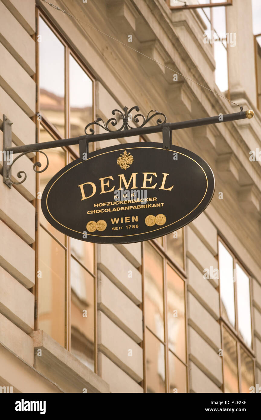 Österreich, Wien: Cafe Demel Zeichen / berühmte Wiener Cafe Stockfoto