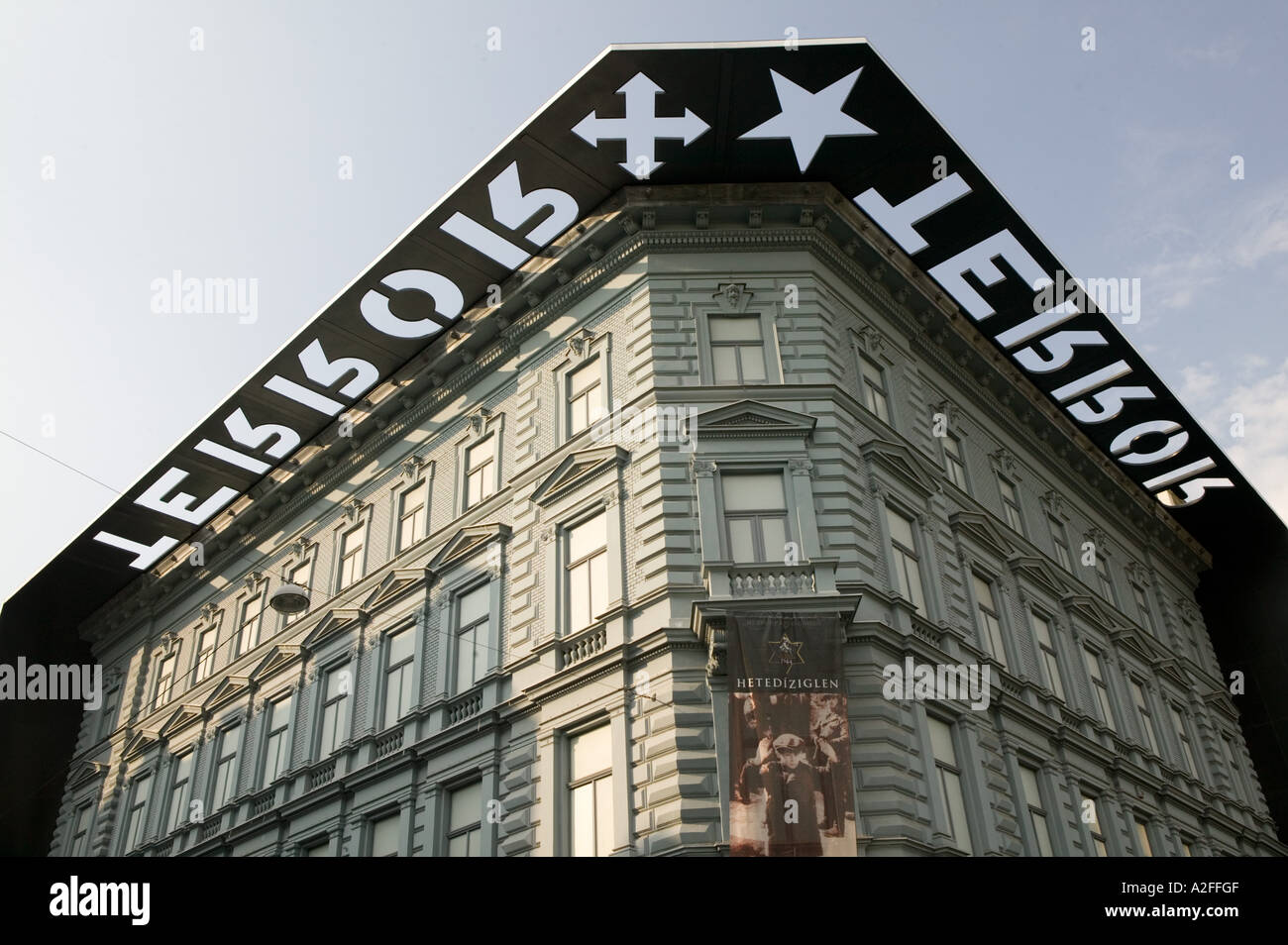 Ungarn, Budapest, Pest, Haus des Terrors, Human Rights Museum im ehemaligen Hauptquartier der ungarischen Geheimpolizei Stockfoto Ungarn, Budapest, Pest, Haus des Terrors, Human Rights Museum im ehemaligen Hauptquartier der ungarischen Geheimpolizei Stockfoto