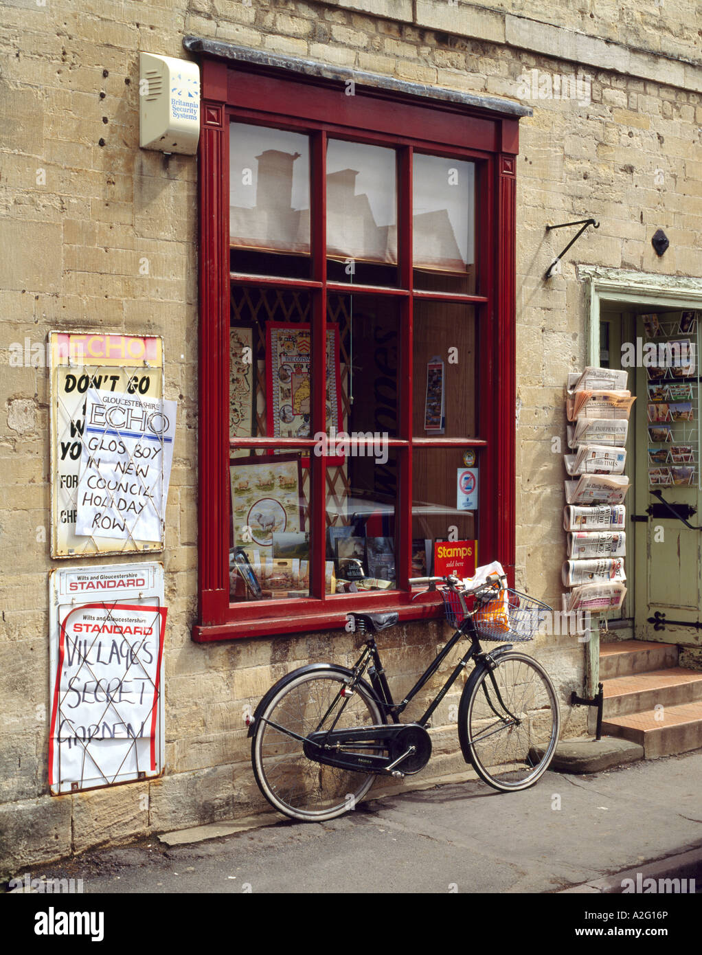 traditionelle ländliche Kiosk Shop, Northleach, Cotswolds, england Stockfoto