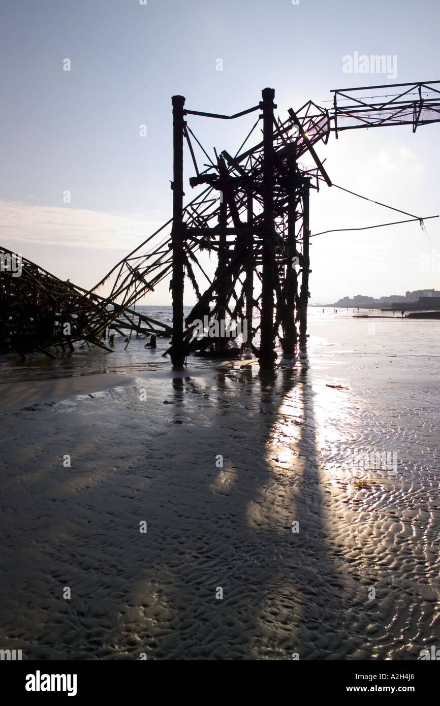 Die Überreste des Brighton West Pier, Stockfoto