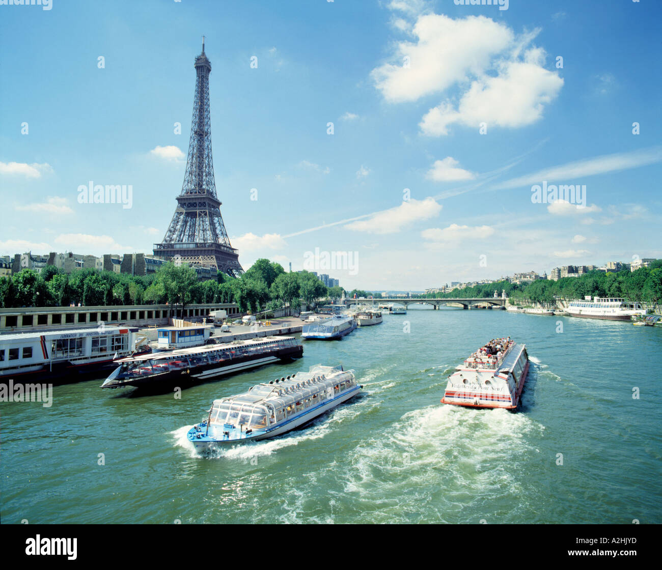 FRANKREICH PARIS EIFFEL TOWER UFER Stockfoto