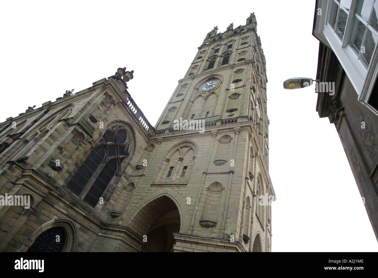 Blick auf den Turm der St. Mary Church, Warwick Stockfoto