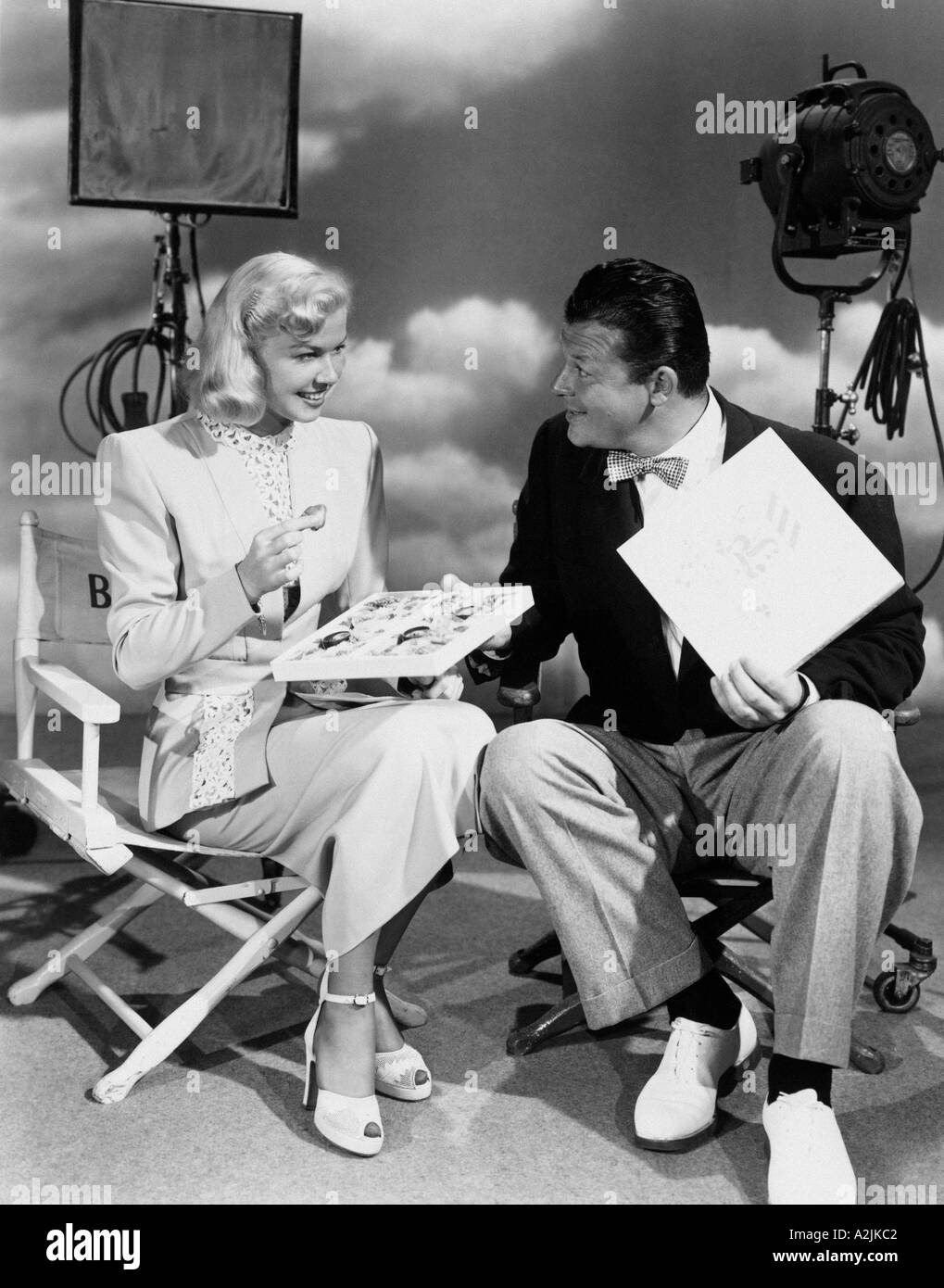 DORIS DAY mit co-Star Gordon MacRae am Set von ihrem 1951 Film ON MOONLIGHT BAY Stockfoto