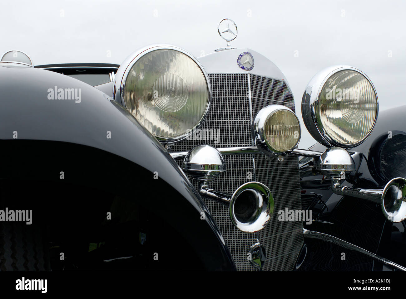 "Mercedes Benz ^ Scheinwerfer, Kühler,"Hupe"^ der 1930er Jahre,"Pebble Beach Concourse d ' Elegance"California" Stockfoto