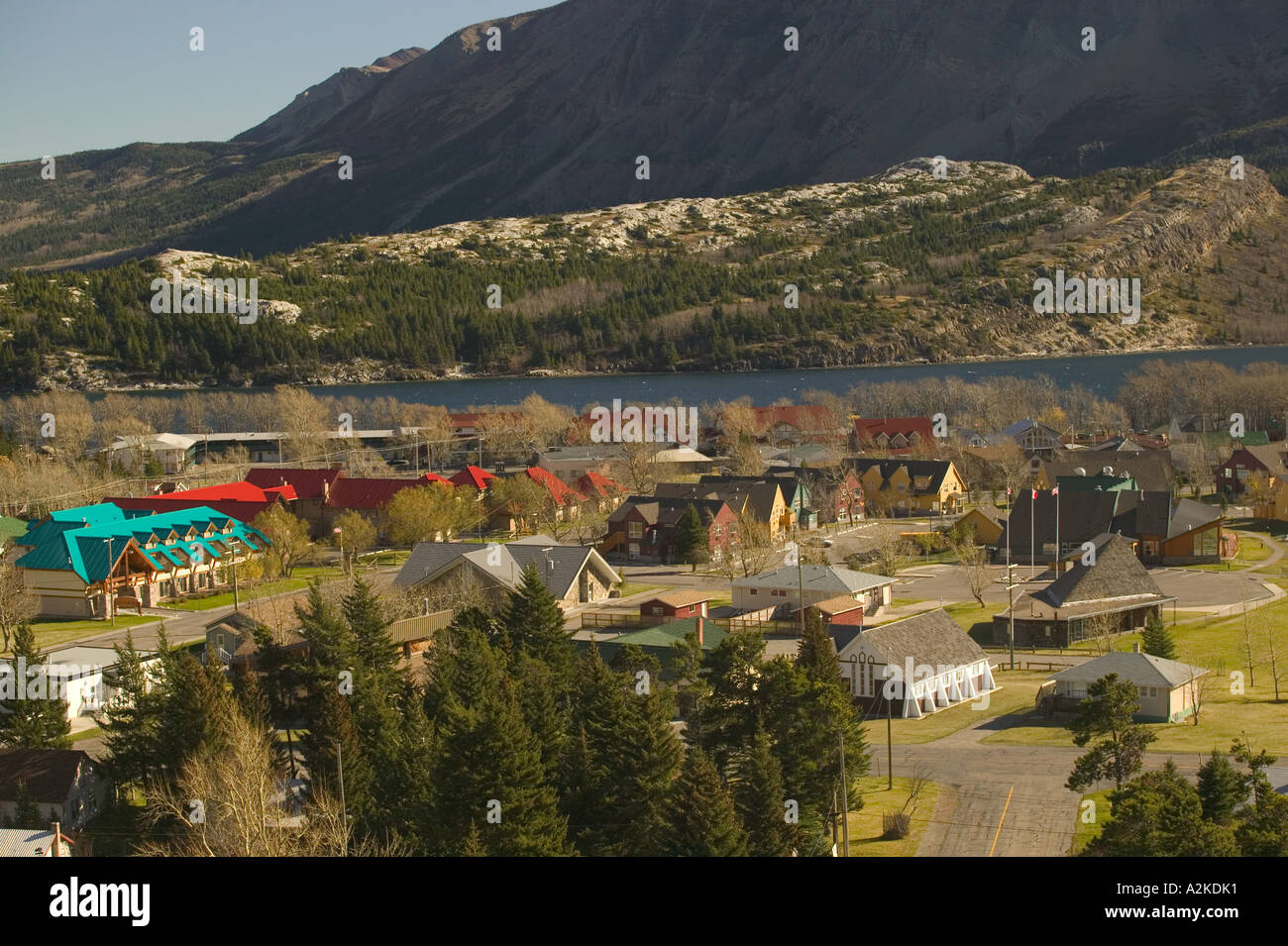 Kanada, Alberta: Waterton Lakes National Park: Blick auf die Stadt des Waterton Park Village Stockfoto