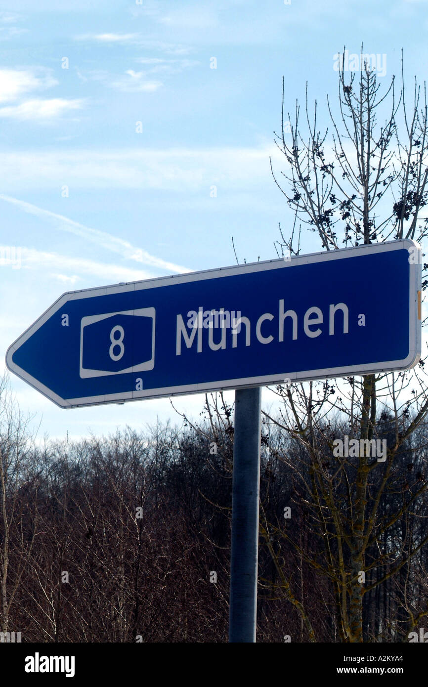 Wegweiser nach München Regie Stockfoto