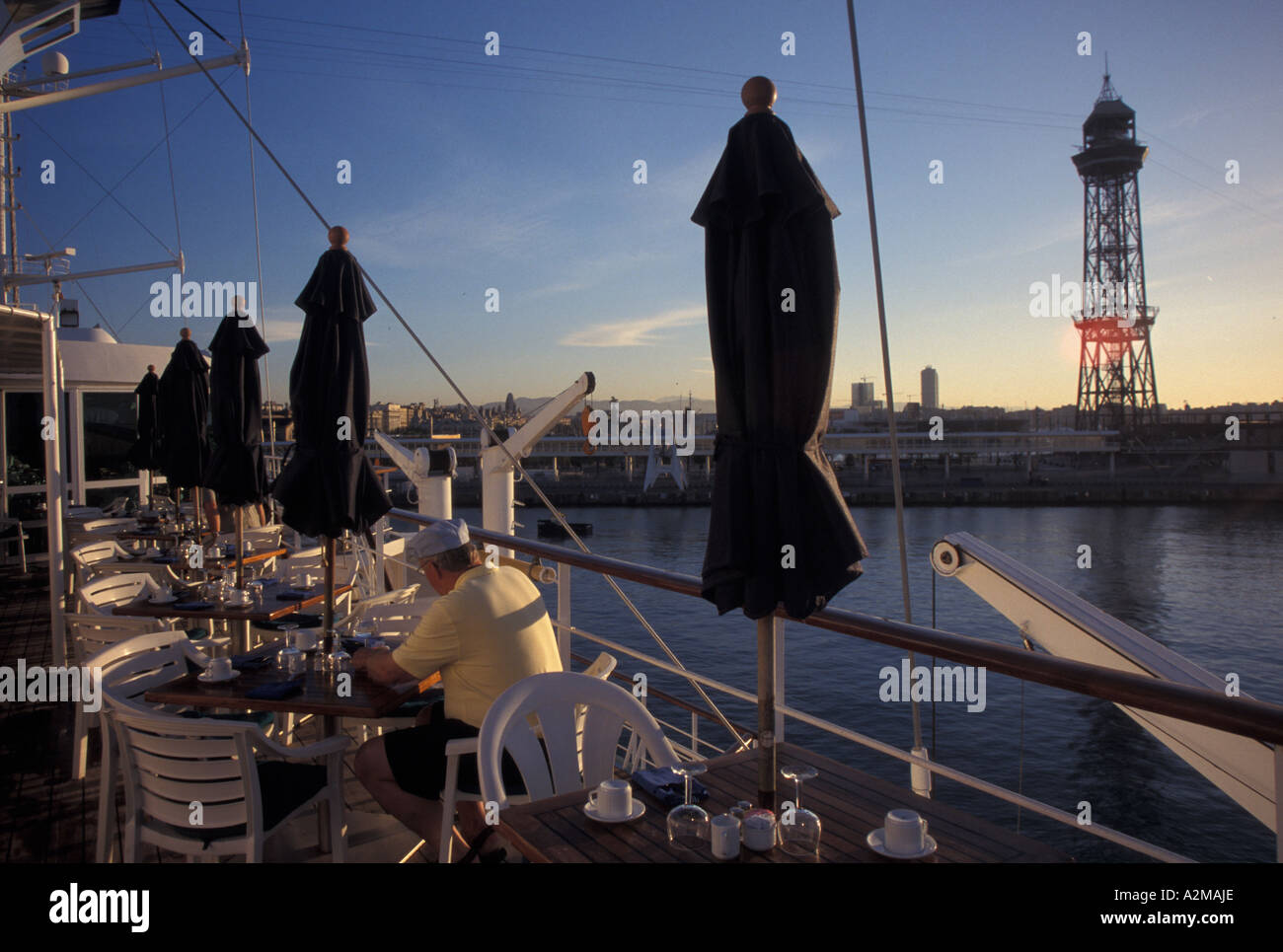 Europa, Spanien, Barcelona, Wind-Surf-Dockingstation Stockfoto