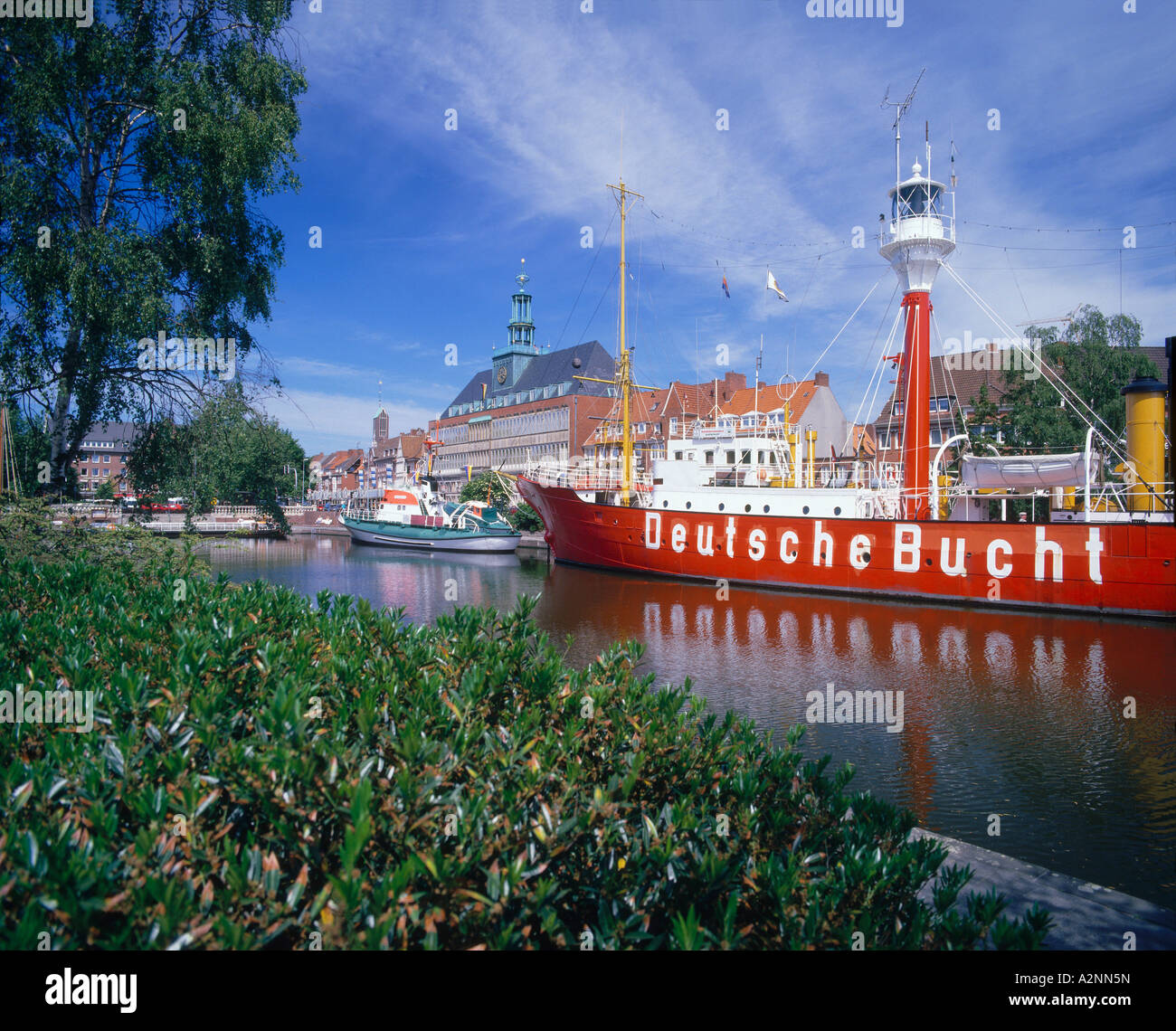 Schiff Museum im Fluss Emden Ost Friesland Niedersachsen Deutschland Stockfoto