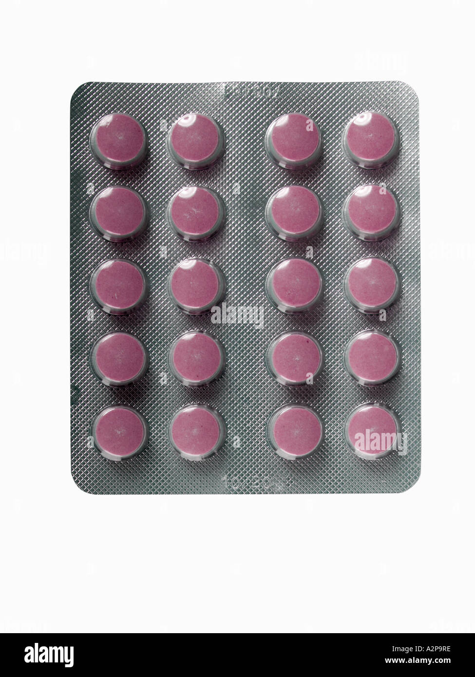 Tabletten in einer Blisterpackung auf weißem Hintergrund Stockfoto