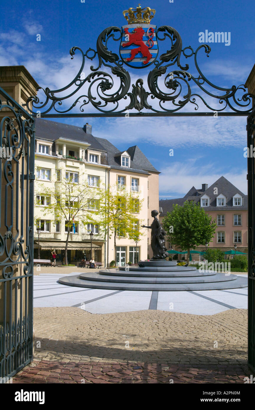 Place Clairefontaine und Statue von Großherzogin Charlotte, Luxemburg-Stadt Stockfoto