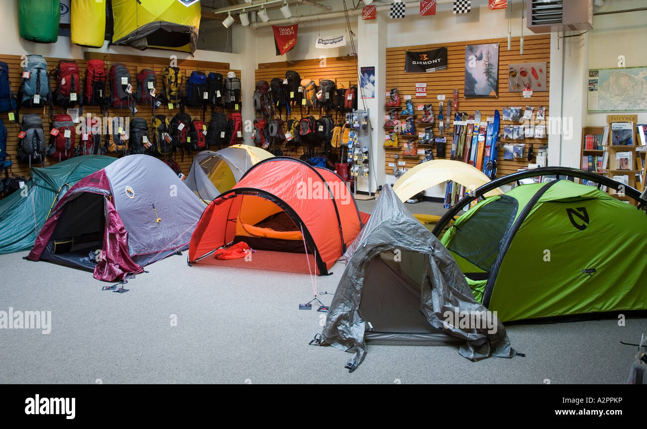 Zelte und camping und outdoor Ausrüstung auf Verkauf USA Stockfoto
