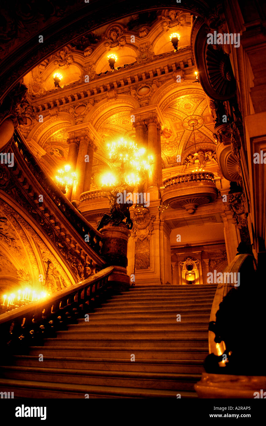 Der Palais Garnier Paris Musik Tanz Theater lyric Ballett Opernaufführung zeigen Sinnlichkeit Stockfoto