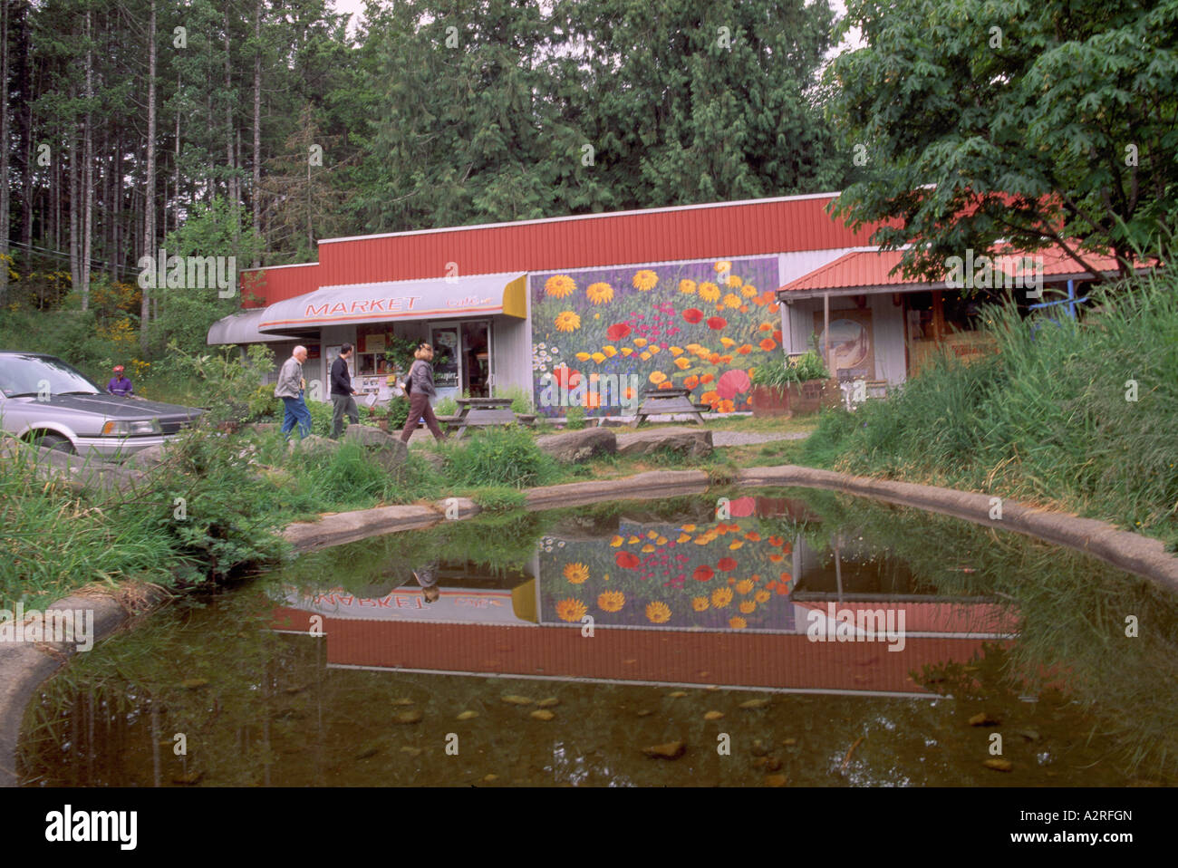 Galiano Island, südlichen Gulf Islands, BC, Britisch-Kolumbien, Kanada - Landmarkt und Lebensmittelgeschäft Stockfoto