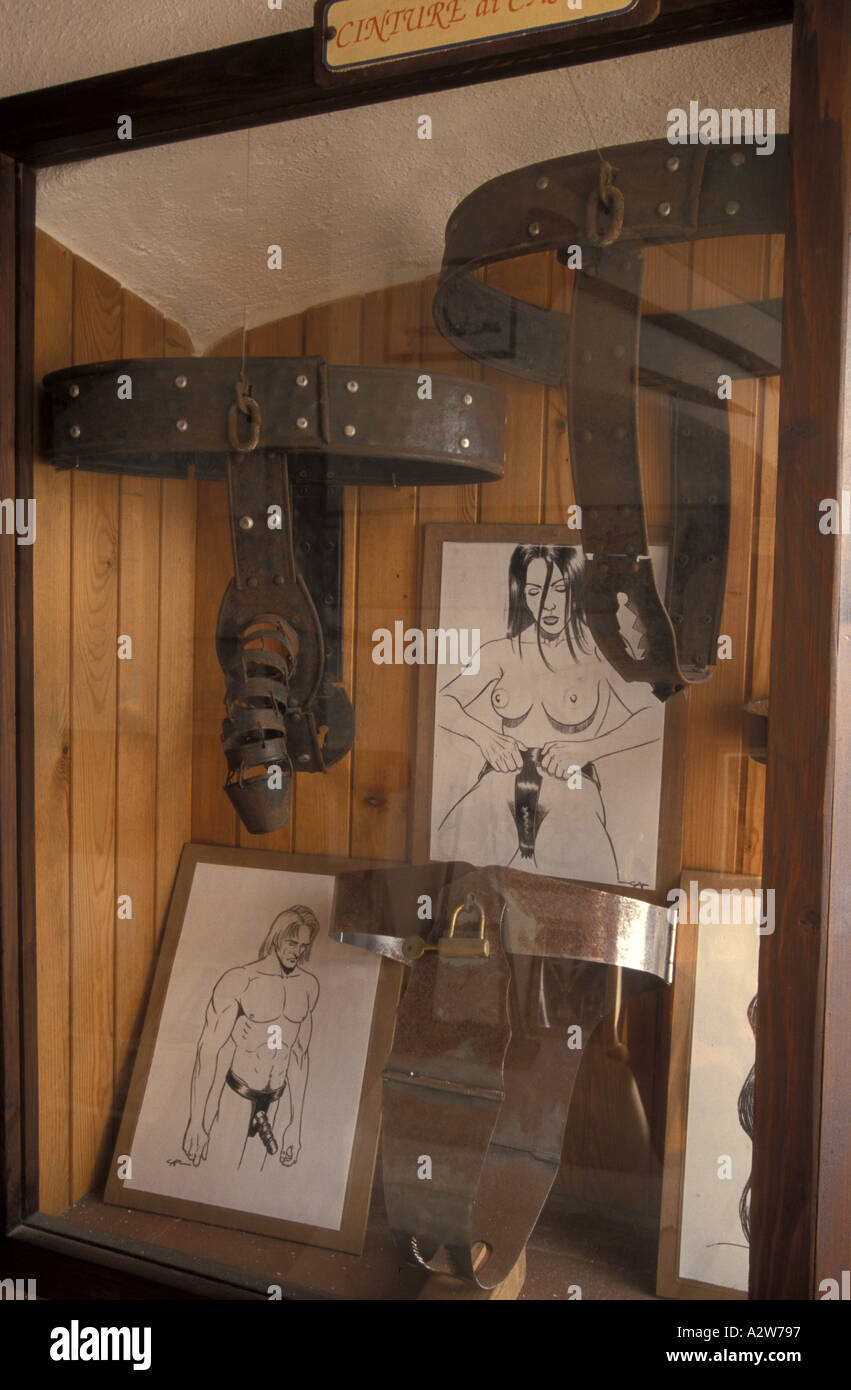 Museum von Folter im Castello Aragonese Stockfoto