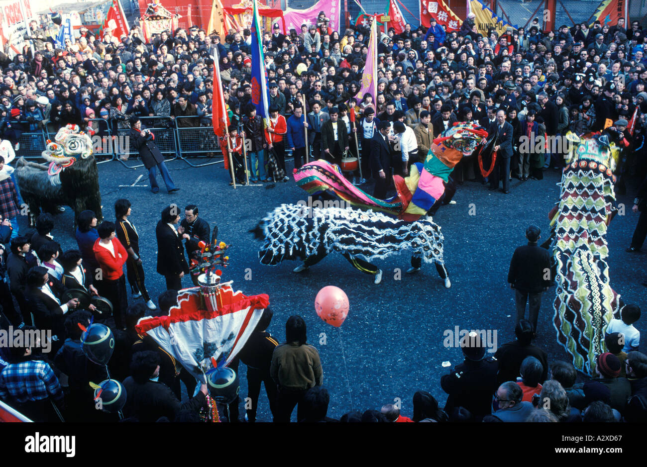 Chinesische Neujahrsfeiern Chinatown Gerrard Street Soho London England Einwanderergemeinde Januar 1970er Jahre UK HOMER SYKES Stockfoto