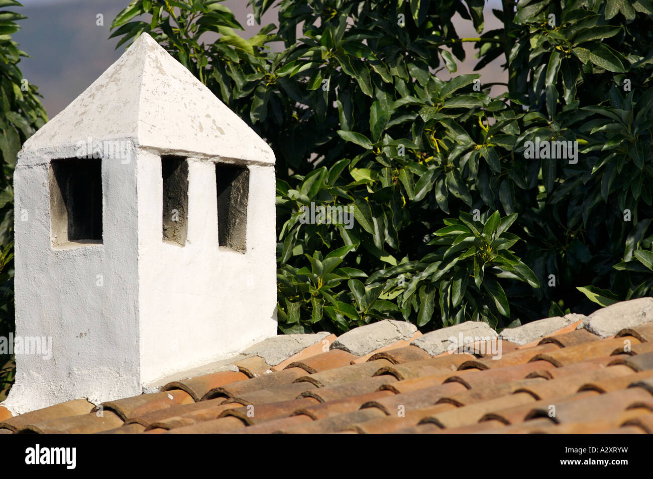 Kleinen Schornstein, andalusische Villa. Stockfoto