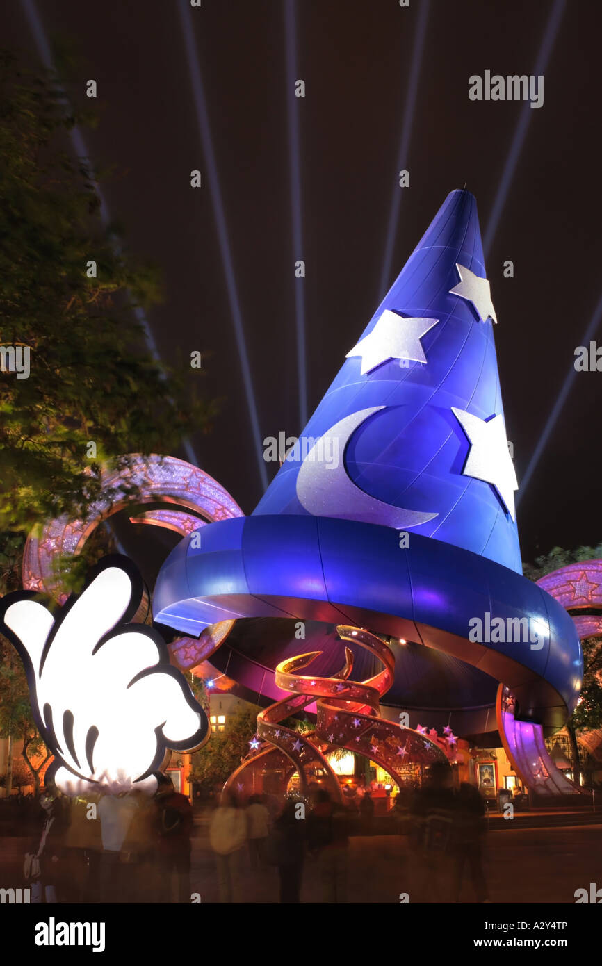 Der sorceror hat bei Disney MGM Studios (aka Disney Hollywood Studios) Orlando, Florida Stockfoto
