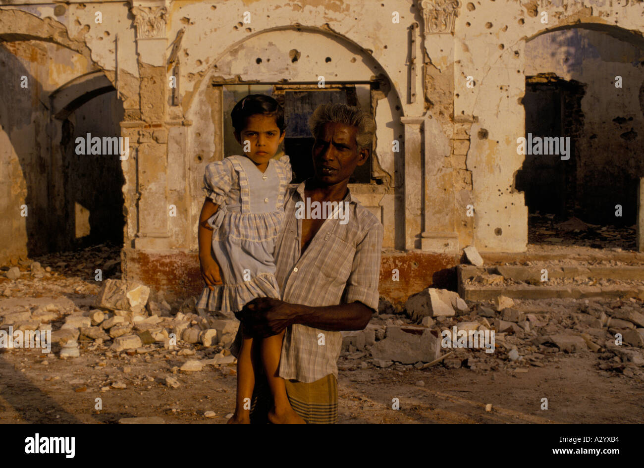 Alltag in einer bombardierten Stadt Jaffna Halbinsel 1991 Stockfoto