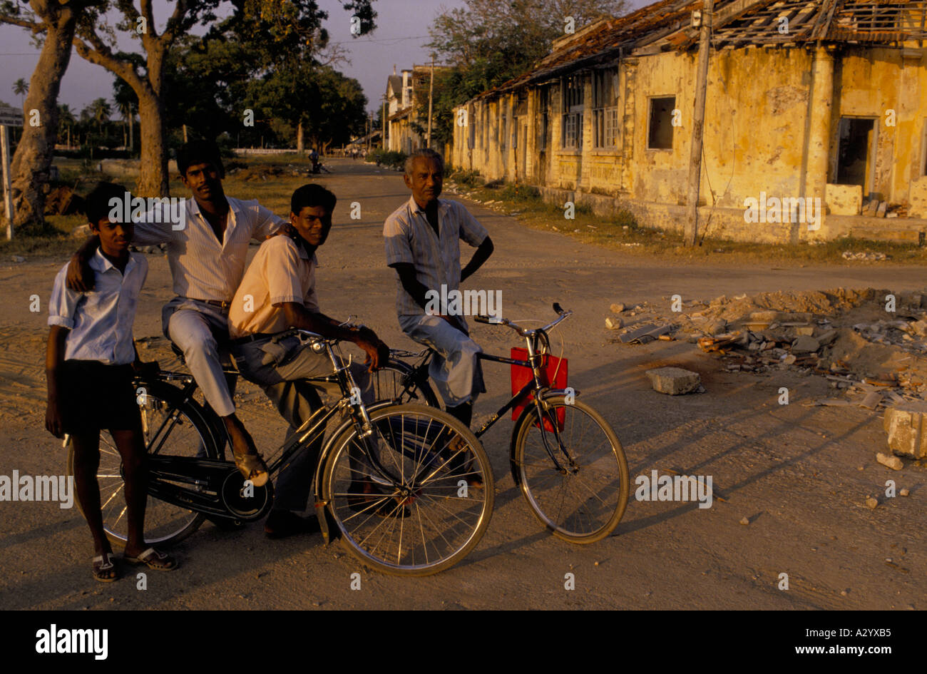 Alltag in einer bombardierten Stadt Jaffna Halbinsel Stockfoto