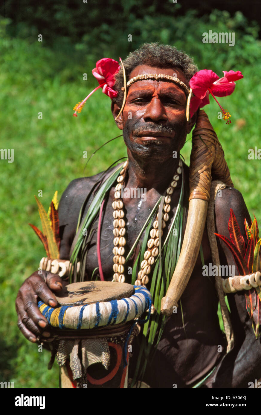 Upper Sepik River Stammesangehörige erklingt in Sing Sing Festival Mt Hagen Papua Neuguinea Stockfoto