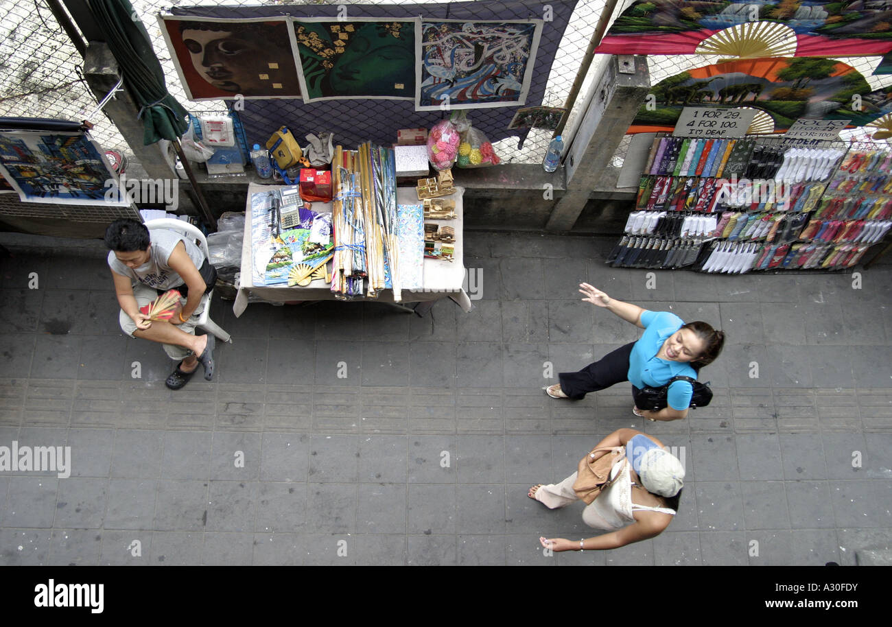 "Straßenhändler auf Sukhumvit Road Bangkok Thailand" Stockfoto