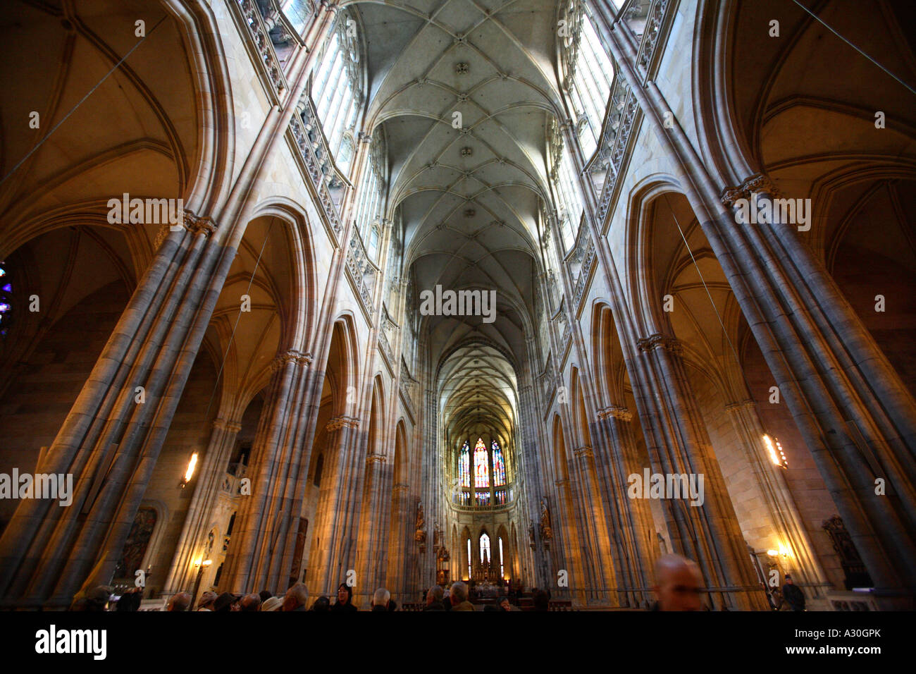 Innenraum St.-Veits-Dom Prag Tschechische Republik Europa Stockfoto