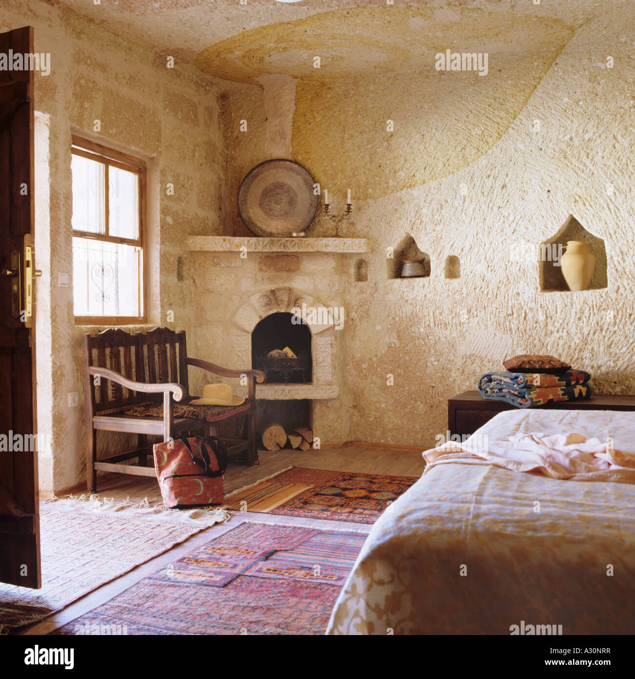 Türkisches schlafzimmer -Fotos und -Bildmaterial in hoher Auflösung – Alamy