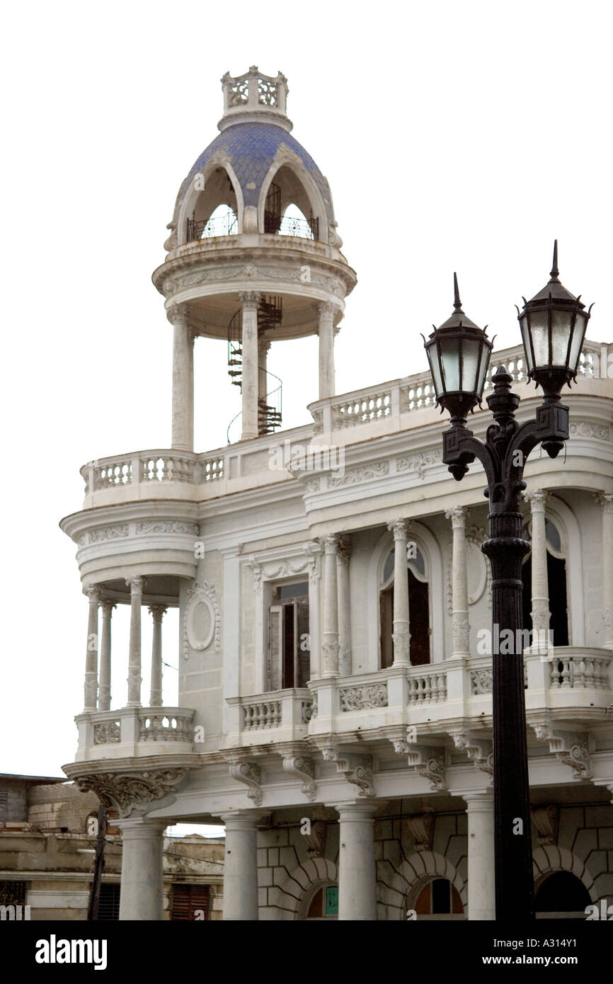 Casa de Cultura Benjamin Duarte in Parque Jose Marti, Cienfuegos, Kuba Stockfoto