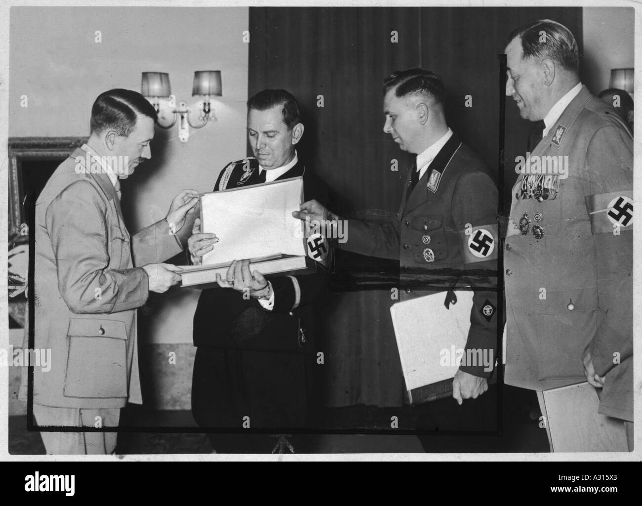 Hitlers 50. Geburtstag Stockfoto