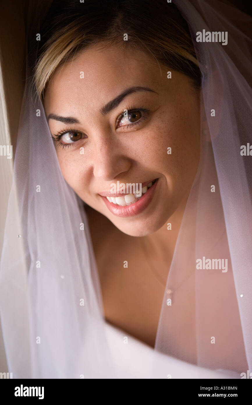 Porträt der Braut Schleier tragen Stockfoto