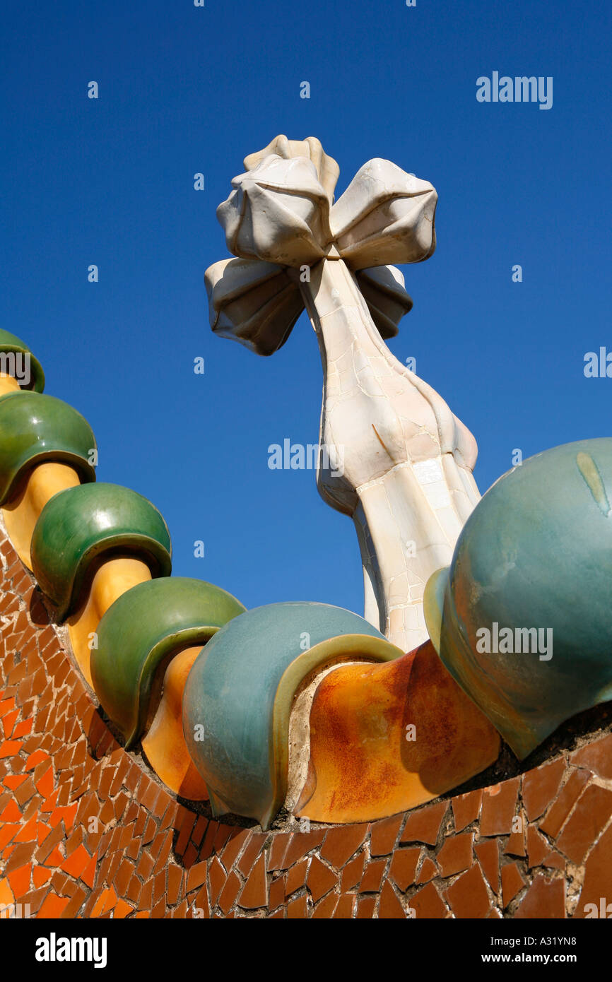 Reptilian gestylt Dach Detail auf Casa Batlló, Barcelona Stockfoto