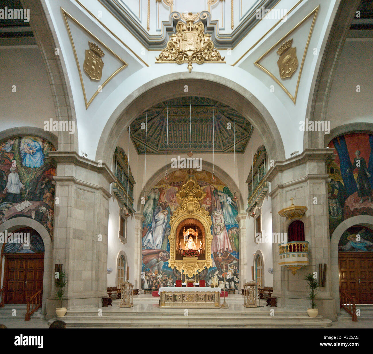 Innenraum der Basilica de Nuestra Senora de Candelaria, Candelaria, Teneriffa, Kanarische Inseln-Spanien Stockfoto