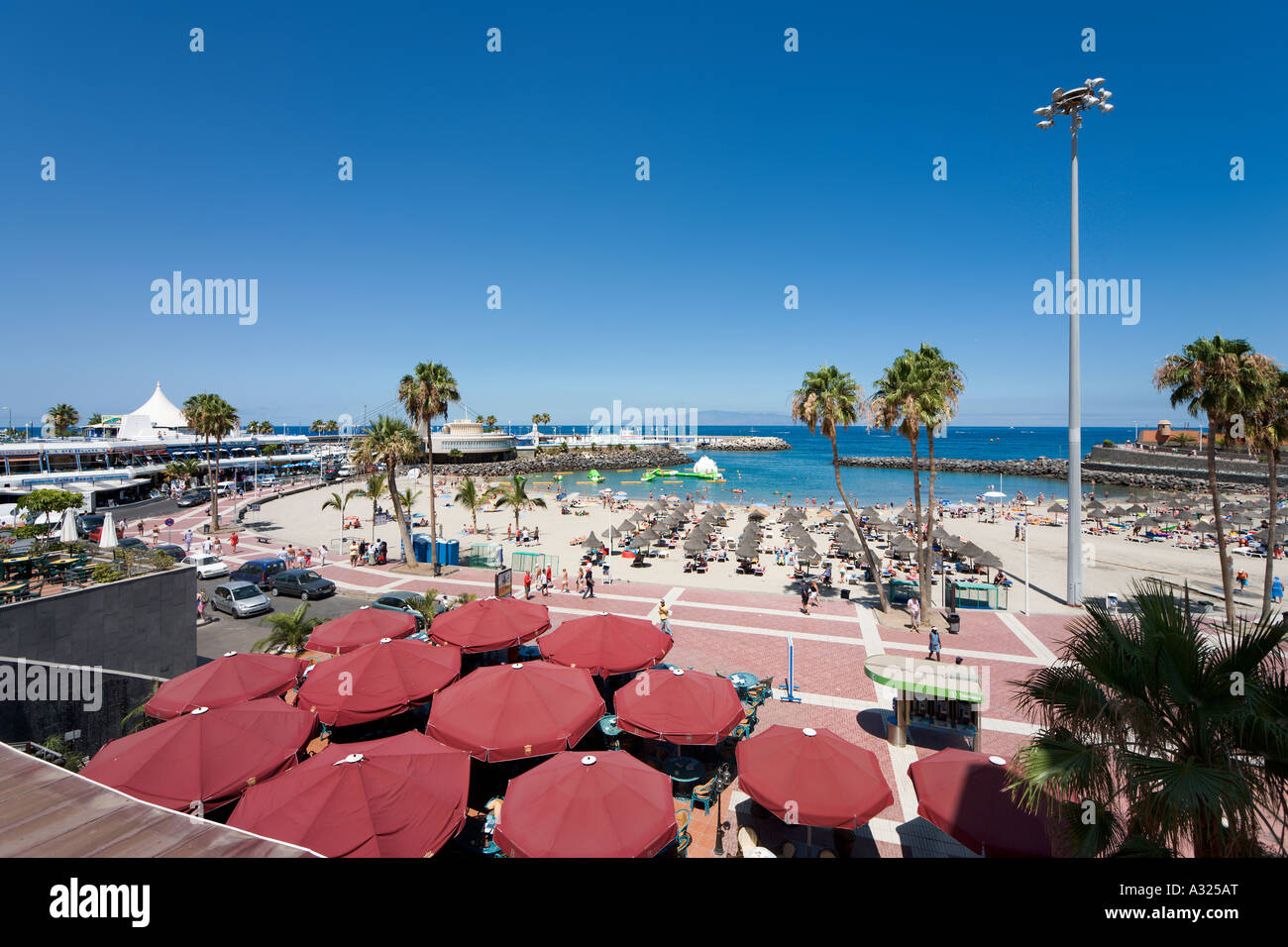 Am Strand Cafés, Playa De La Pinta, Costa Adeje, Playa de las Americas, Teneriffa Kanarische Inseln, Spanien Stockfoto