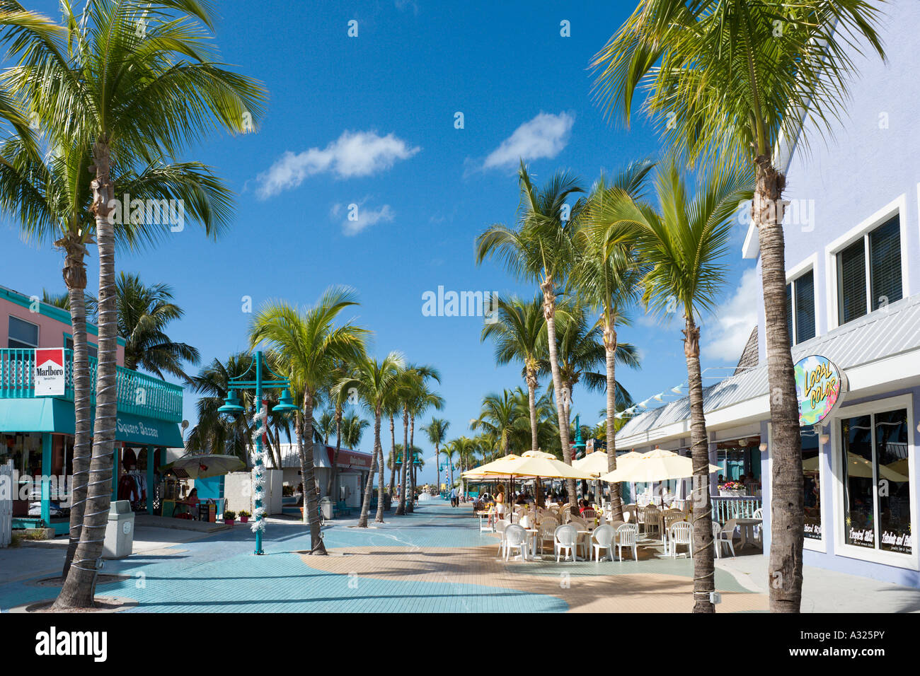 Cafés und Geschäfte im Ort Zentrum, Estero Island, Fort Myers Beach, Golfküste, Florida, USA Stockfoto