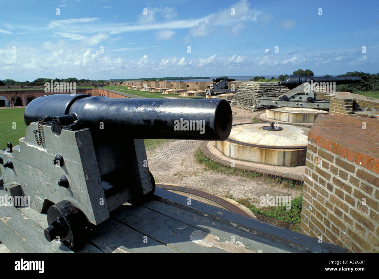 Elk222 3202 Georgien Fort Pulaski 1829 1847 Kanone und Kanone Plattformen Stockfoto