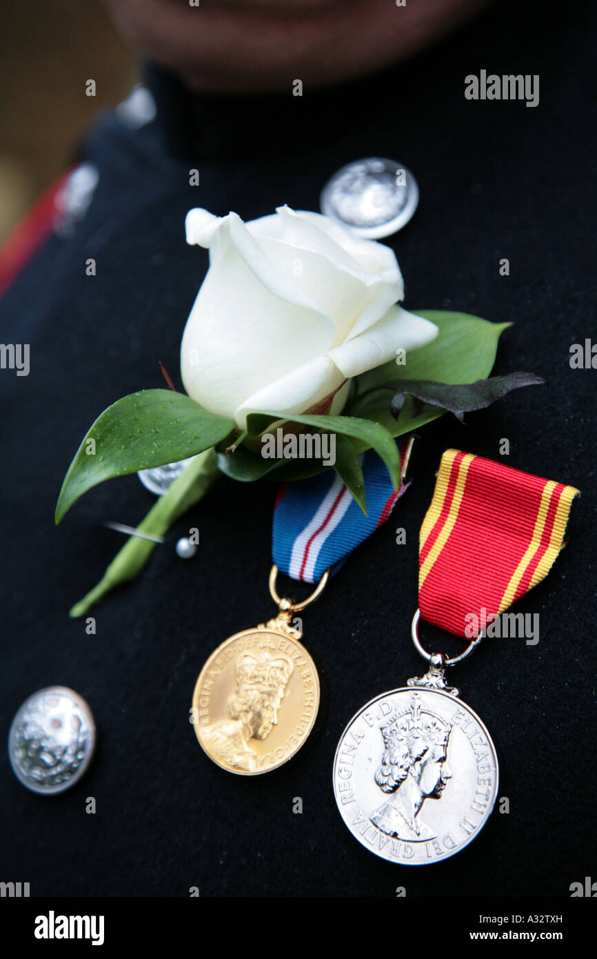 Knopfloch für Feuerwehrmann uniform Stockfoto